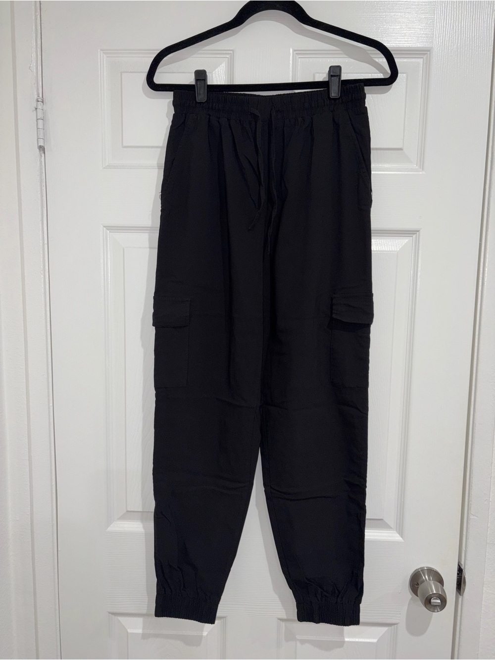 Black Cargo Jogger Pant (L)